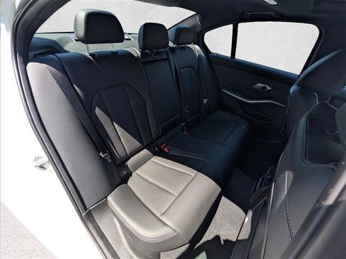 Certified 2023 BMW 330i Sedan w/ Convenience Package RWD image 20
