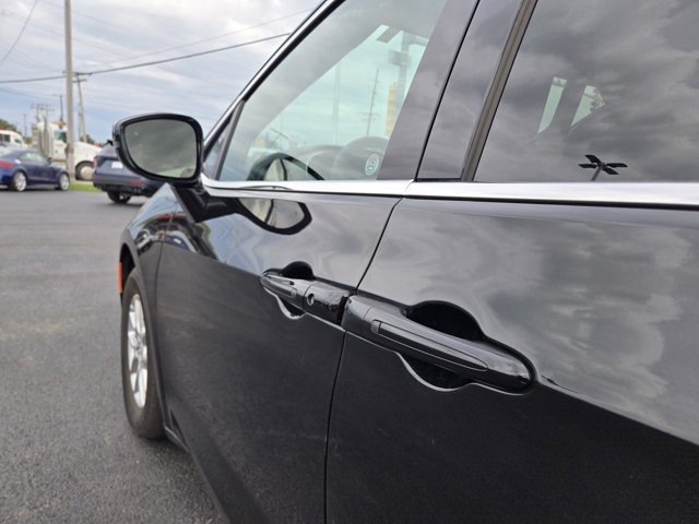 Used 2026 Chrysler Pacifica Select FWD image 44