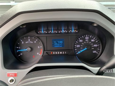 Used 2022 Ford F650 2WD Regular Cab Super Duty image 35