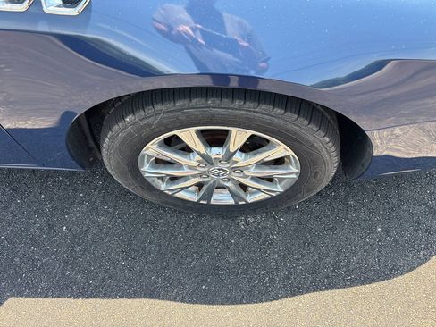 Used 2009 Buick Lucerne CXL FWD image 9