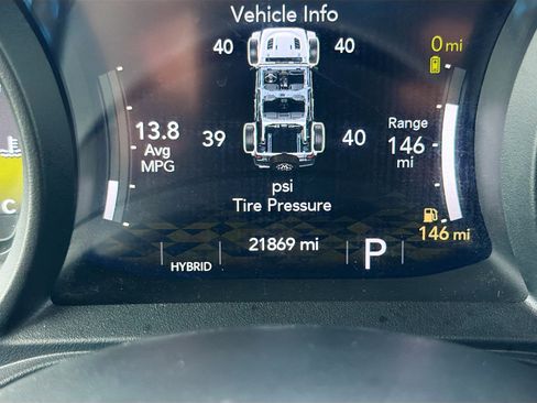 Used 2024 Jeep Wrangler Unlimited Rubicon 4xe image 39