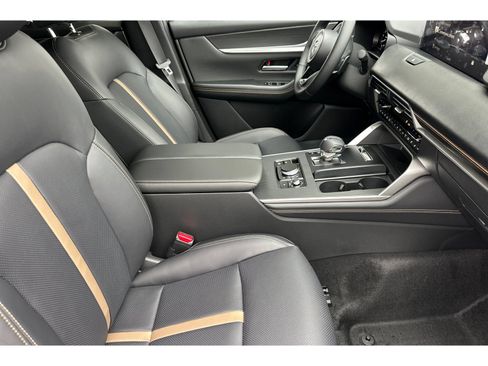 Used 2026 MAZDA CX-90 3.3 Turbo S w/ Premium Plus AWD/4WD image 16