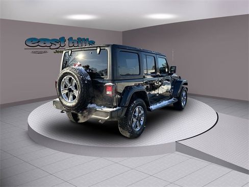 Certified 2021 Jeep Wrangler Unlimited Sahara image 3
