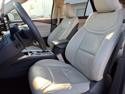 Certified 2020 Ford Explorer Platinum image 27