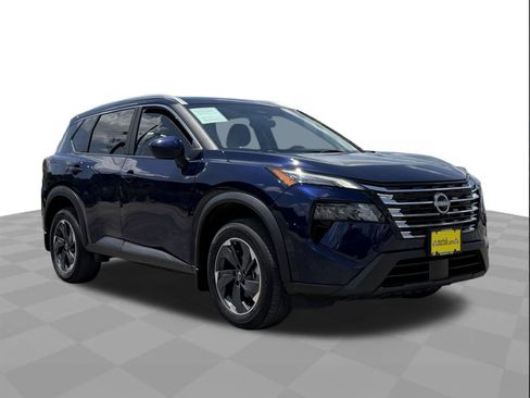 Used 2024 Nissan Rogue SV w/ SV Premium Package FWD image 7