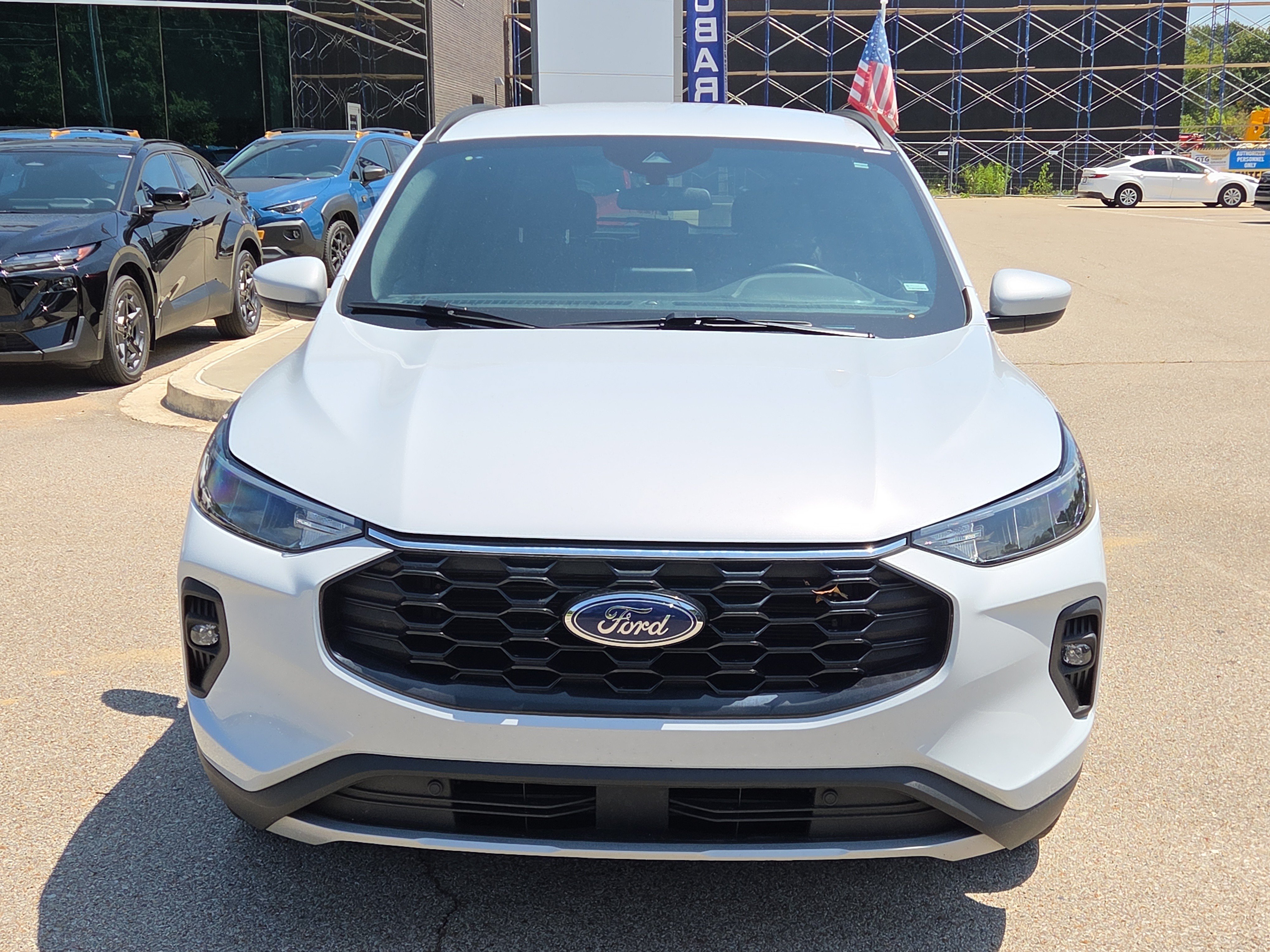 Used 2025 Ford Escape ST-Line Select AWD/4WD image 8