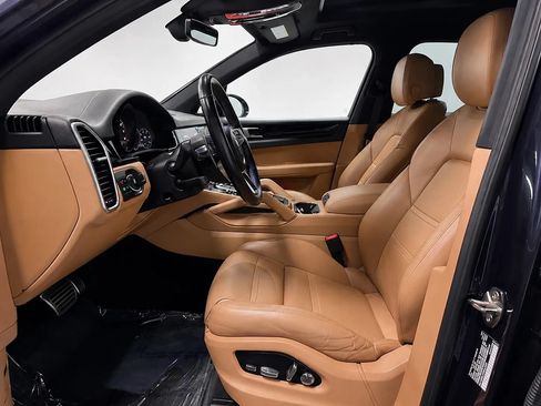Used 2019 Porsche Cayenne S AWD/4WD image 11