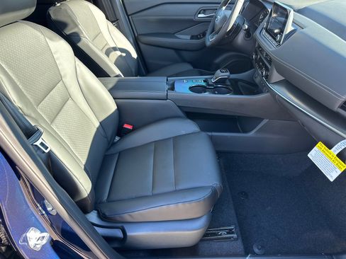 New 2026 Nissan Rogue SV image 13