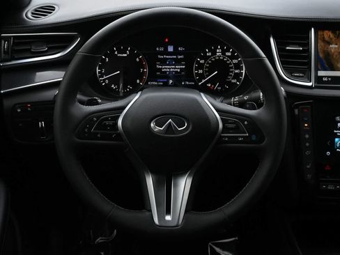 Used 2023 INFINITI QX50 Sport FWD image 9