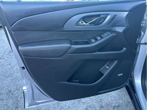 Used 2020 Chevrolet Traverse Premier w/ Redline Edition image 13