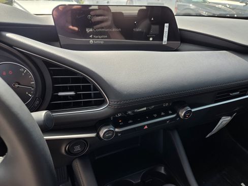New 2026 MAZDA MAZDA3 s FWD image 23