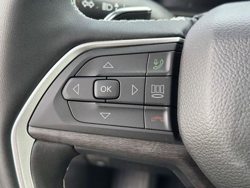New 2026 Jeep Grand Wagoneer L Limited AWD/4WD image 4