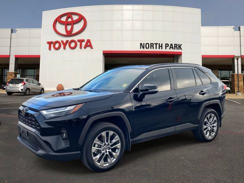 Certified 2025 Toyota RAV4 XLE Premium FWD image 1