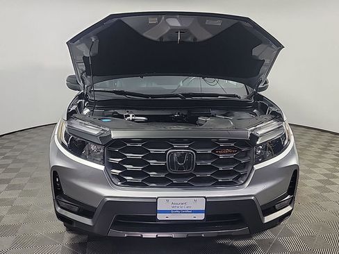 Certified 2023 Honda Passport TrailSport image 14