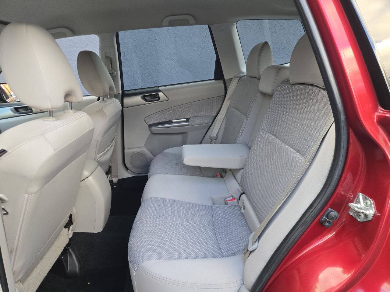 Used 2011 Subaru Forester 2.5X AWD/4WD image 8