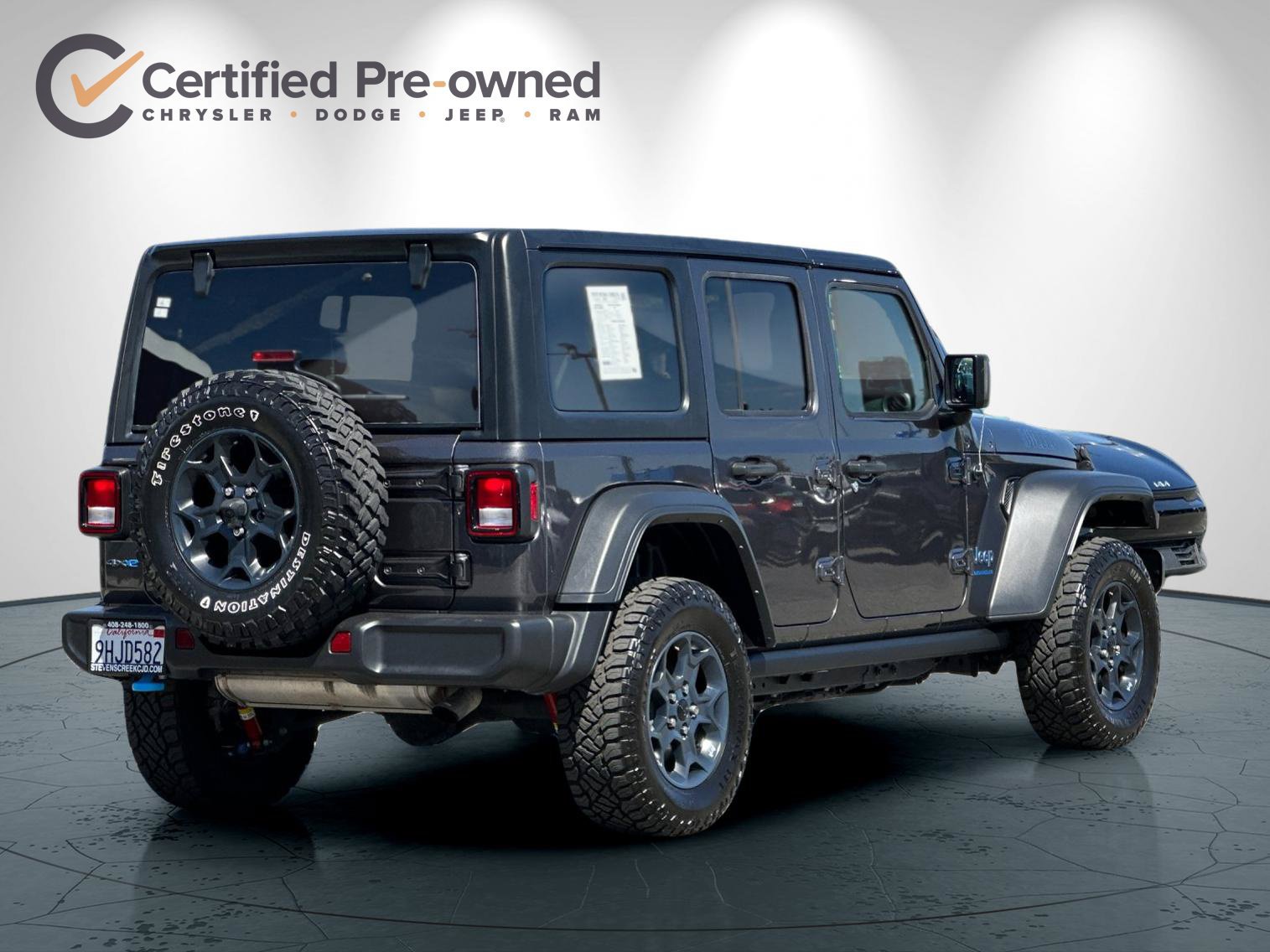 Used 2023 Jeep Wrangler Unlimited AWD/4WD image 4