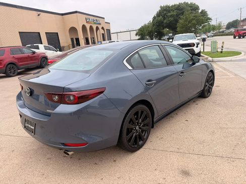 Used 2022 MAZDA MAZDA3 s FWD image 5