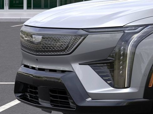Used 2026 Cadillac Optiq Sport 1 w/ LPO, Floor Liner Package RWD image 37