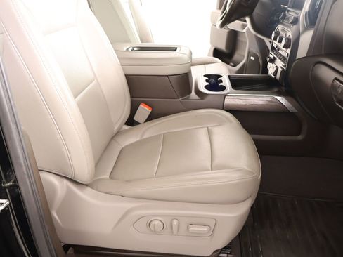 Used 2020 Chevrolet Silverado 2500 LTZ w/ LTZ Texas Edition image 13