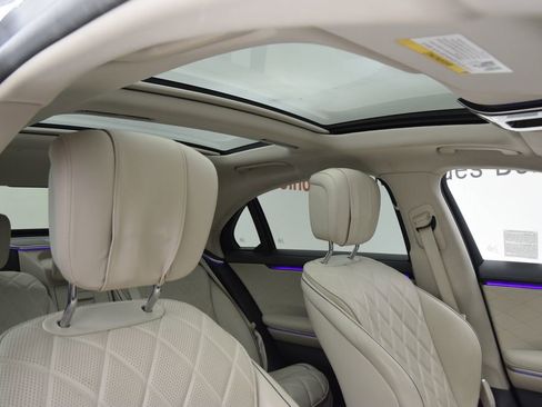 Certified 2022 Mercedes-Benz S 580 4MATIC Sedan image 21