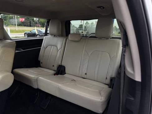 Certified 2020 Ford Expedition Max Platinum AWD/4WD image 12
