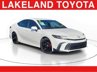 Used 2025 Toyota Camry SE FWD video 1