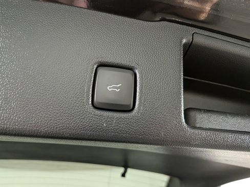 Used 2023 Ford Escape ST-Line image 11