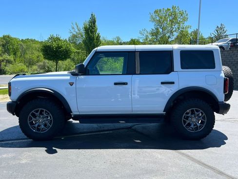 Used 2025 Ford Bronco Badlands AWD/4WD image 38