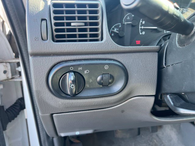Used 2002 Ford Explorer XLS AWD/4WD image 18