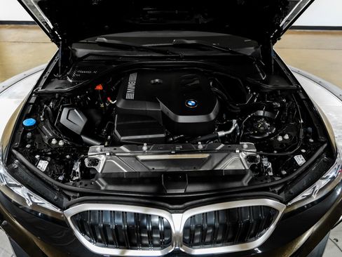 Used 2025 BMW 330i xDrive Sedan w/ Convenience Package image 54