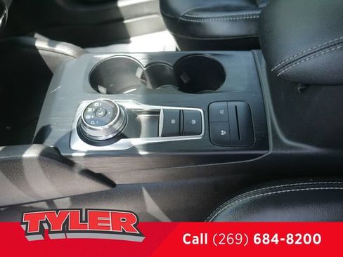 Used 2022 Ford Escape SEL w/ Technology Package AWD/4WD image 42