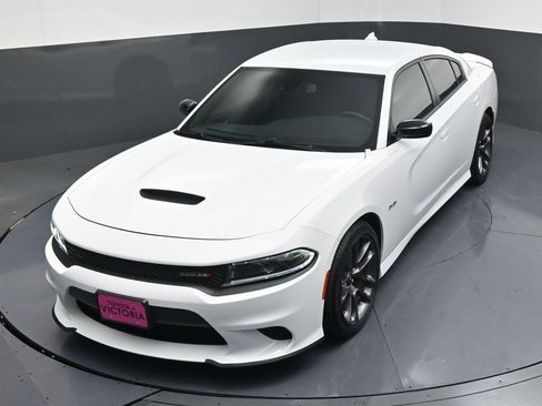 Used 2023 Dodge Charger R/T w/ Performance Handling Group image 15