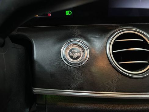 Used 2018 Mercedes-Benz E 43 AMG 4MATIC Sedan image 21