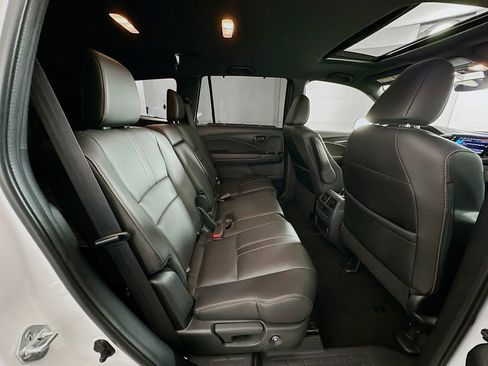 Used 2022 Honda Pilot TrailSport image 27