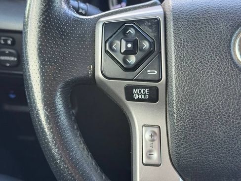 Used 2014 Toyota 4Runner SR5 AWD/4WD image 25
