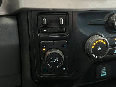 Certified 2023 Ford F350 XLT AWD/4WD image 27