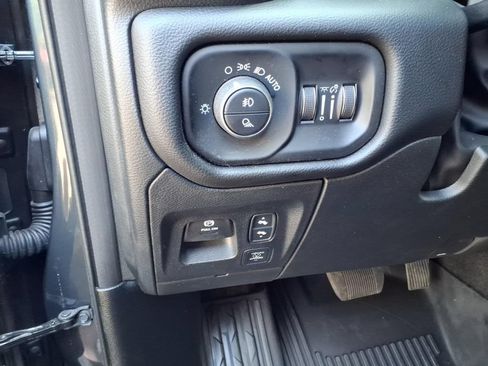 Used 2026 RAM 1500 Laramie AWD/4WD image 17