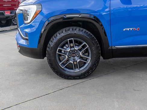 New 2026 GMC Terrain AT4 image 29