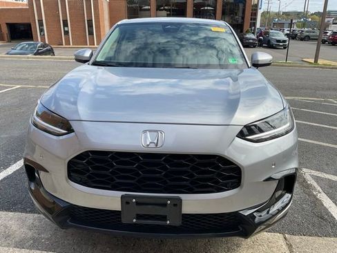 Certified 2024 Honda HR-V EX-L image 2