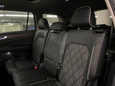 New 2026 Volkswagen Atlas SEL Premium R-Line AWD/4WD image 22