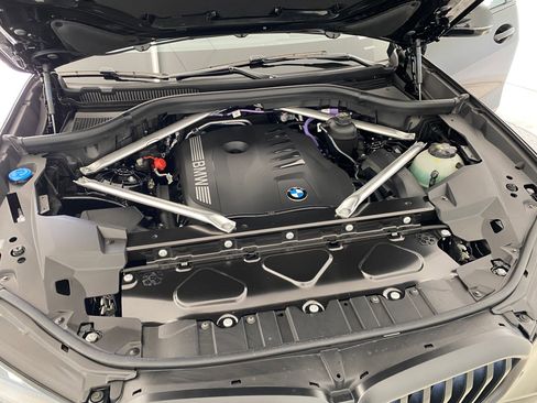 New 2026 BMW X5 xDrive40i w/ M Sport Package image 32