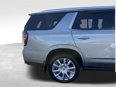 Used 2024 Chevrolet Tahoe High Country w/ Premium Package AWD/4WD image 4