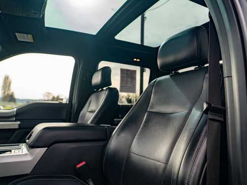 Used 2016 Ford F150 Lariat w/ Equipment Group 502A Luxury image 17