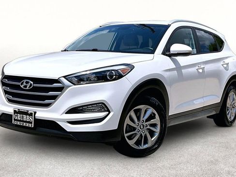 Used 2018 Hyundai Tucson SEL Plus AWD/4WD image 16