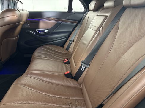 Used 2015 Mercedes-Benz S 550 4MATIC Sedan image 21