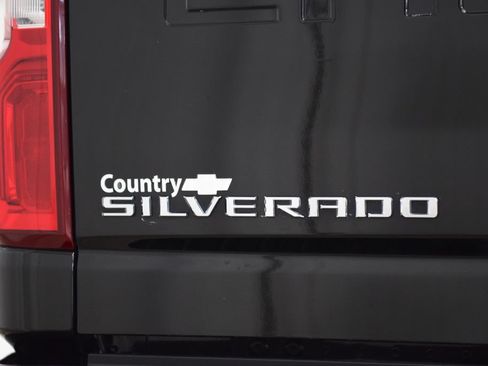 Used 2024 Chevrolet Silverado 2500 LTZ w/ LTZ Convenience Package AWD/4WD image 24