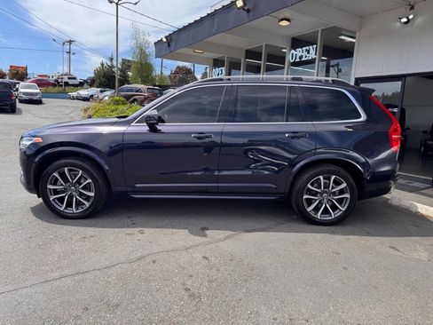 Used 2016 Volvo XC90 T6 Momentum w/ Momentum Plus Package AWD/4WD image 2
