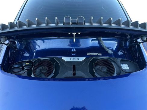 Used 2020 Porsche 911 Carrera 4S image 18