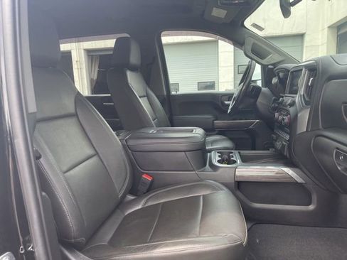 Used 2020 Chevrolet Silverado 2500 LTZ w/ LTZ Convenience Package image 20