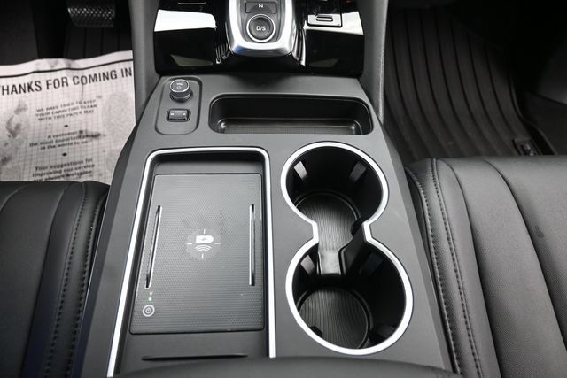 Used 2025 Acura MDX SH-AWD image 18
